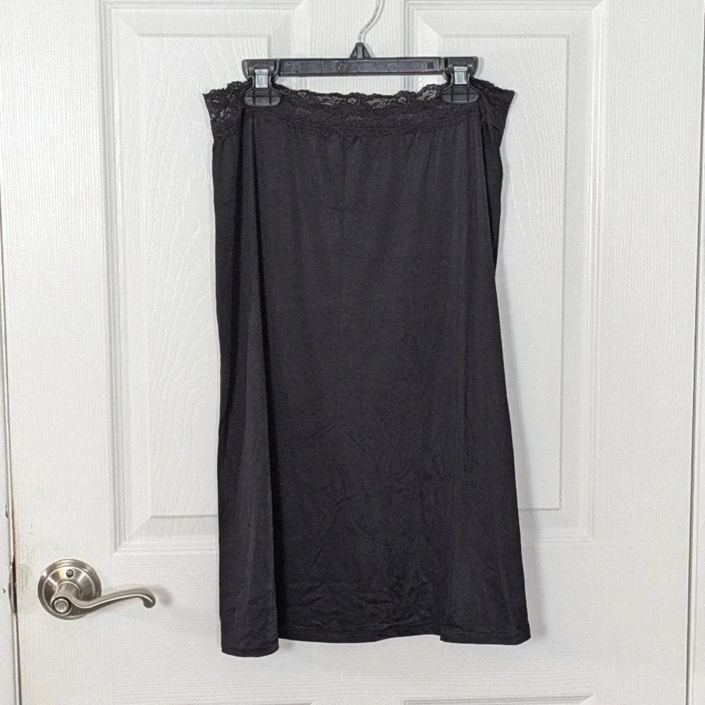 Vintage‎ Vassarette Lace Trim Black Lingerie Nylon 24